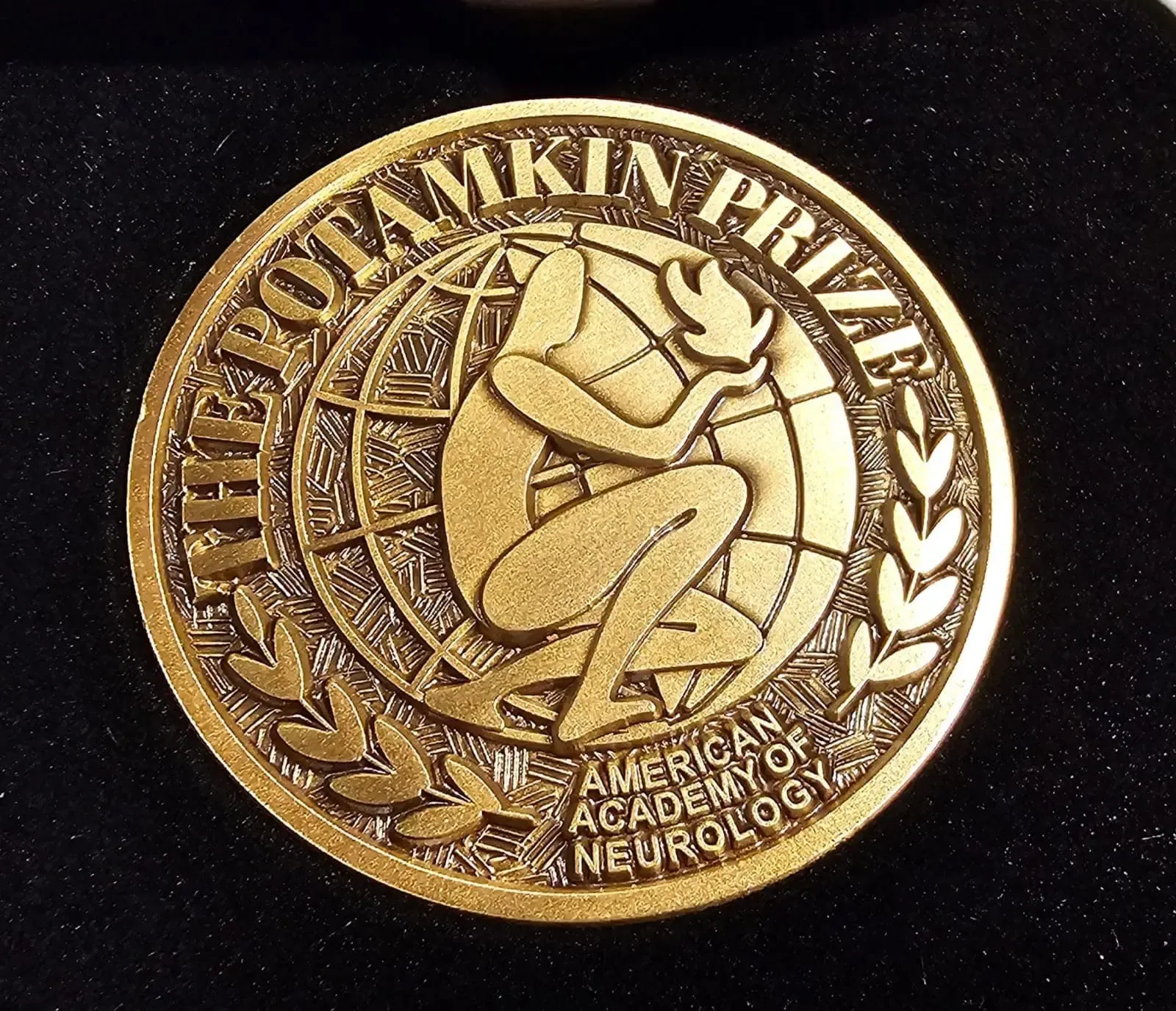 MDE Care Doctor Receives Award for Fight Against Alzheimer's