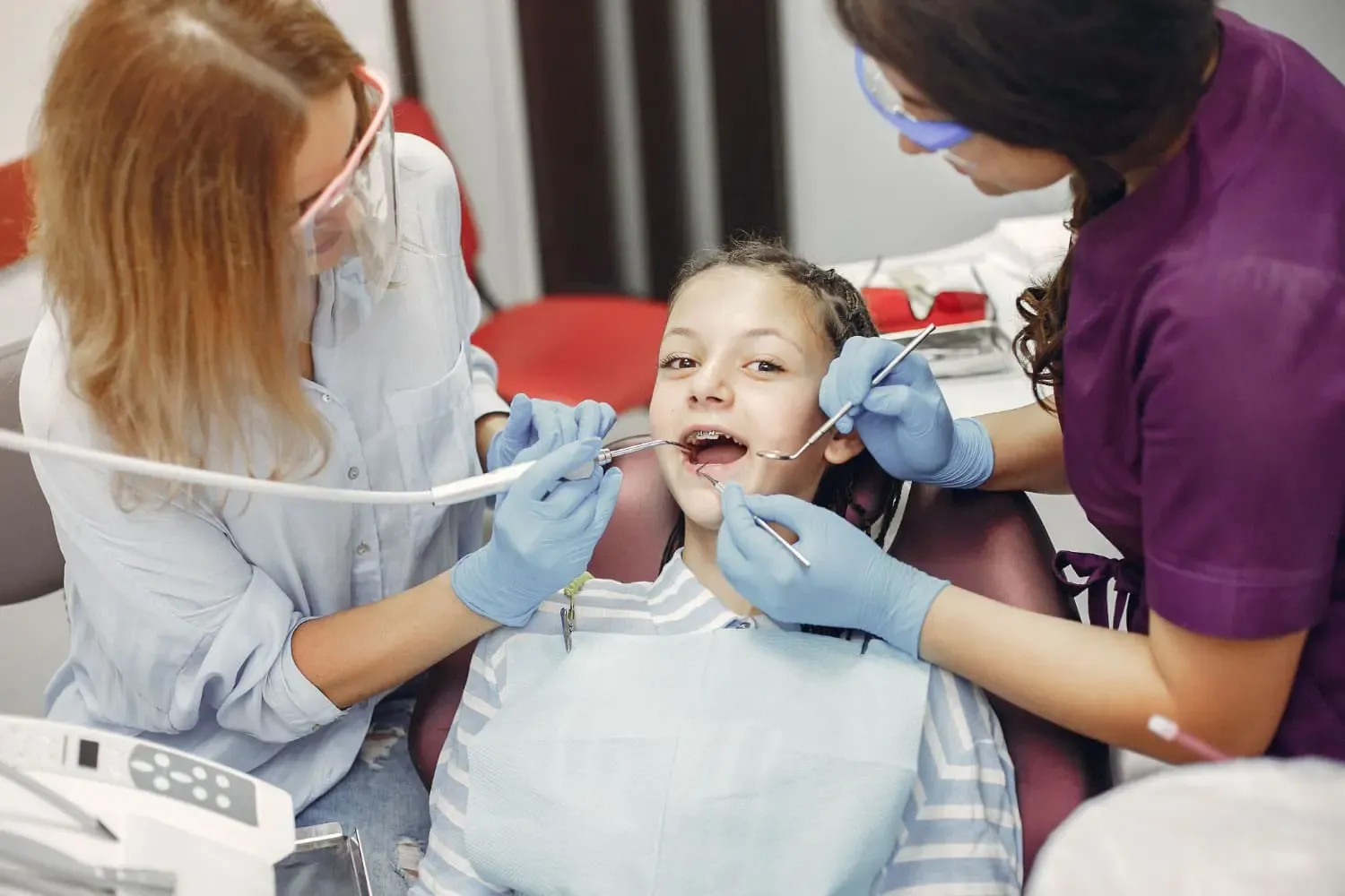 The best age for the first visit to the dentist