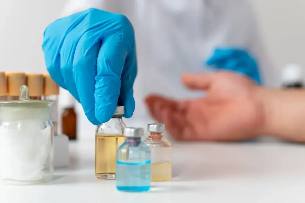 Sueroterapia intravenosa en Medellín - tratamiento de hidratación y vitaminas para revitalizar el organismo